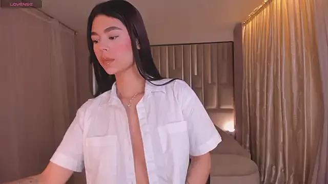 EllieScott from StripChat