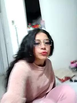 Eloisa_smith from StripChat is Freechat