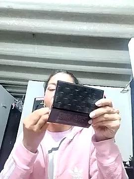 Eloisa_smith from StripChat is Freechat