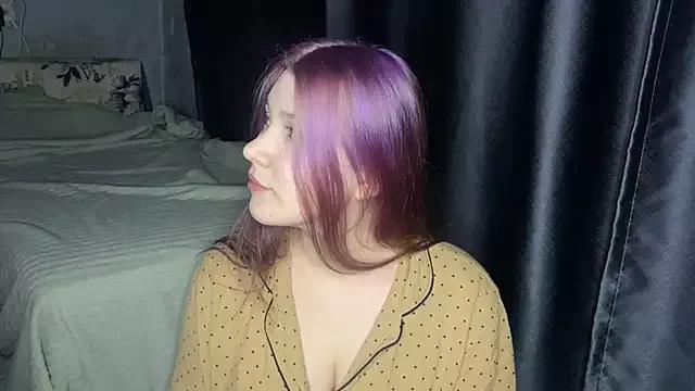 Entertain your itch for girls livestreamers with our collection of stunning models, skilled in the art of temptation and delight.