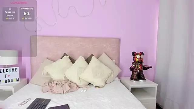 EmaRae1499 from StripChat is Freechat