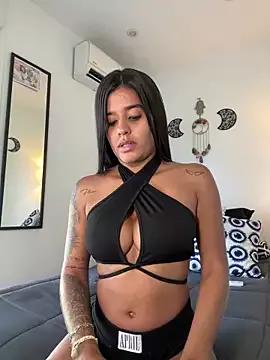 EmelyRogers from StripChat