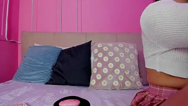 Entertain your itch for girls livestreamers with our collection of stunning models, skilled in the art of temptation and delight.