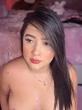 Entertain your itch for girls livestreamers with our collection of stunning models, skilled in the art of temptation and delight.