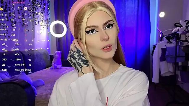 Entertain your itch for girls livestreamers with our collection of stunning models, skilled in the art of temptation and delight.