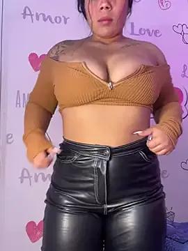 Entertain your itch for girls livestreamers with our collection of stunning models, skilled in the art of temptation and delight.