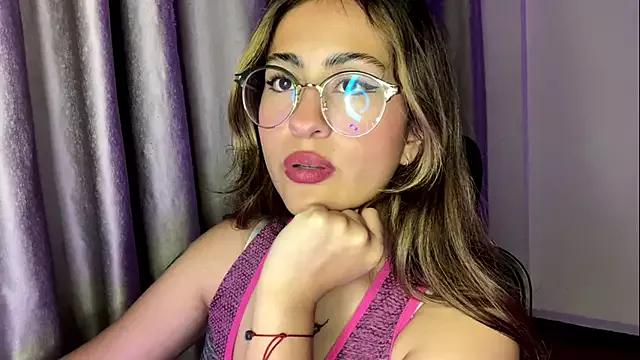 Entertain your itch for girls livestreamers with our collection of stunning models, skilled in the art of temptation and delight.
