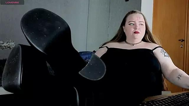 Entertain your itch for girls livestreamers with our collection of stunning models, skilled in the art of temptation and delight.