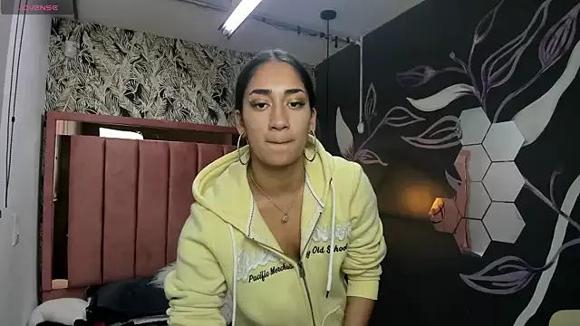 Emma__Hot__ from StripChat is Freechat