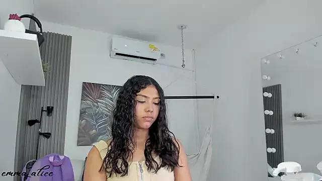 emma_alice_ from StripChat