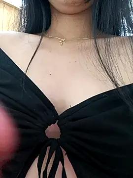 Entertain your itch for girls livestreamers with our collection of stunning models, skilled in the art of temptation and delight.