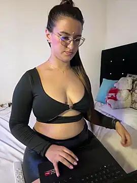 Entertain your itch for girls livestreamers with our collection of stunning models, skilled in the art of temptation and delight.