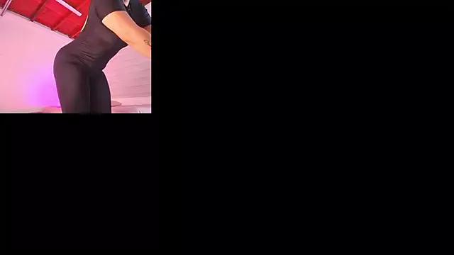 emma_madi from StripChat is Freechat
