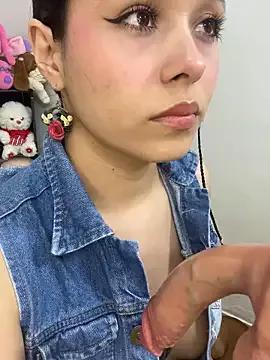 Entertain your itch for girls livestreamers with our collection of stunning models, skilled in the art of temptation and delight.