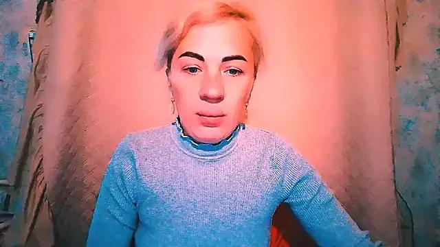 EmmaCat_ from StripChat is Freechat