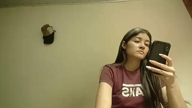 emmaherby from StripChat is Freechat