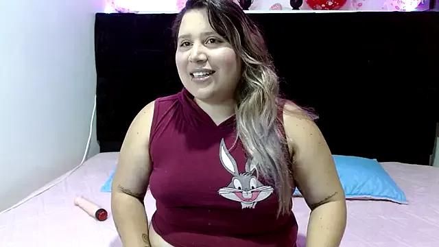 EmmaTower from StripChat is Freechat