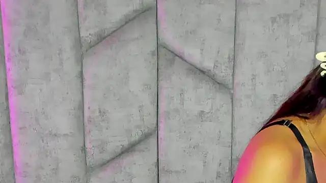 EmmaWillde from StripChat