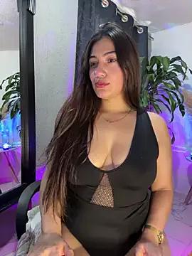 Entertain your itch for girls livestreamers with our collection of stunning models, skilled in the art of temptation and delight.