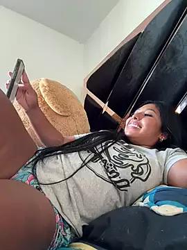 emmyjhonson07 from StripChat is Freechat