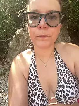 EmyLana from StripChat is Freechat