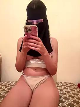 enjisexy from StripChat is Freechat
