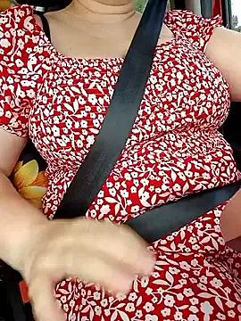 Erika41 from StripChat is Freechat