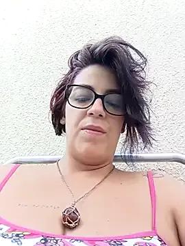 Escarlate4you_ from StripChat is Freechat