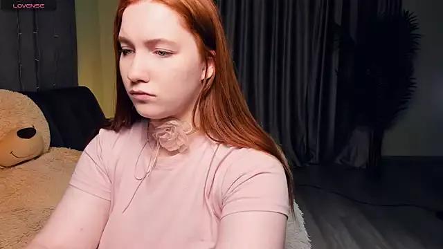 EthalCarlsqq from StripChat is Freechat