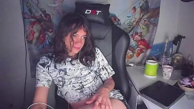 ethereal_thomas from StripChat