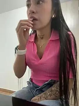 Eva-bonny from StripChat is Freechat