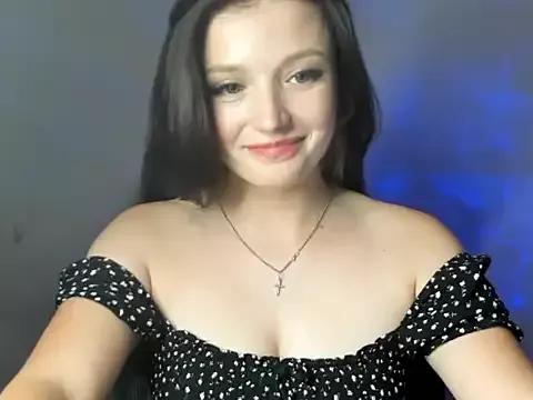 EvaaMillerr99 from StripChat is Freechat