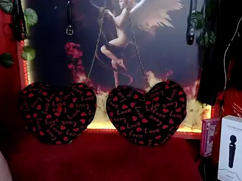 evadirtyxxx from StripChat is Freechat