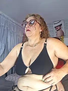 evelin_hott from StripChat
