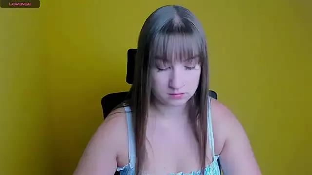 Entertain your itch for girls livestreamers with our collection of stunning models, skilled in the art of temptation and delight.