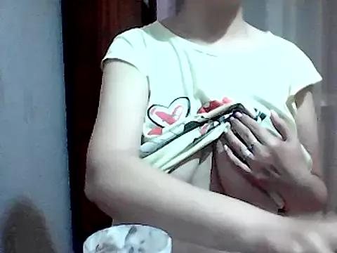 EvelinaRose from StripChat is Freechat