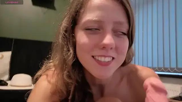 Entertain your itch for girls livestreamers with our collection of stunning models, skilled in the art of temptation and delight.