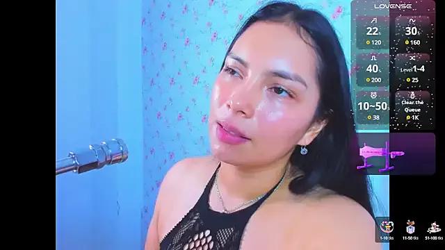 evelinn_belen from StripChat is Freechat