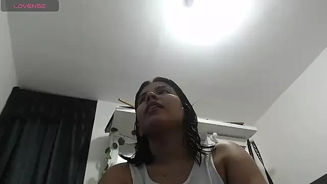evelyn_blake from StripChat is Freechat