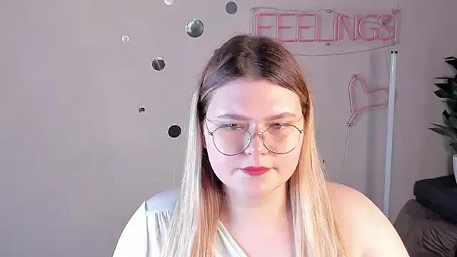 Entertain your itch for girls livestreamers with our collection of stunning models, skilled in the art of temptation and delight.