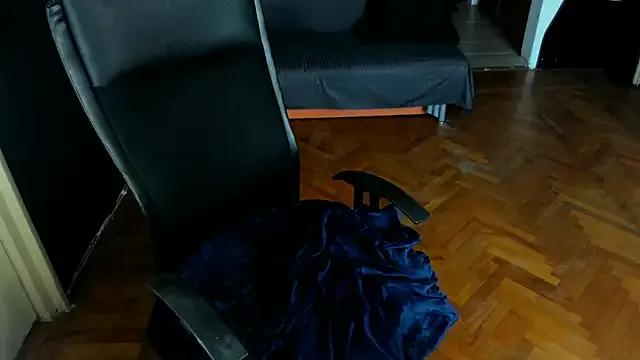 EvelynLexy from StripChat is Freechat
