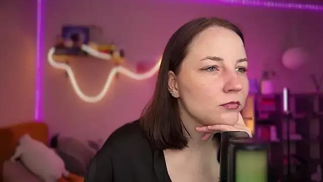 EveSunny from StripChat is Freechat