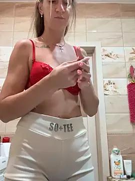 Photos of EvvaMur from StripChat is Freechat