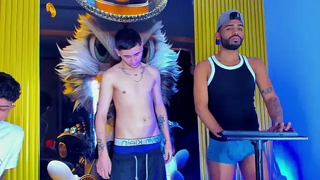 Extreme_boys from StripChat is Freechat