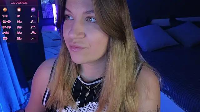 Entertain your itch for girls livestreamers with our collection of stunning models, skilled in the art of temptation and delight.
