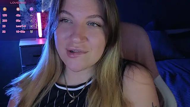 Entertain your itch for girls livestreamers with our collection of stunning models, skilled in the art of temptation and delight.