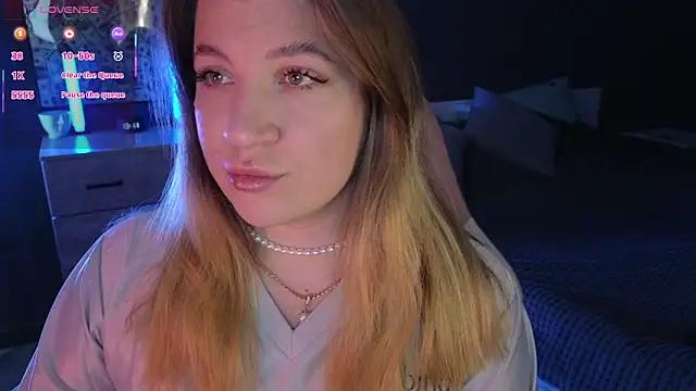 Entertain your itch for girls livestreamers with our collection of stunning models, skilled in the art of temptation and delight.