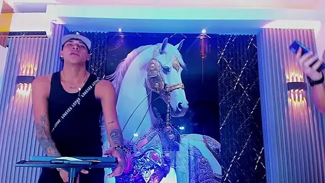 Fallen_Angel7 from StripChat is Freechat