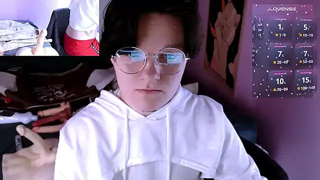 Fanny_next_door from StripChat