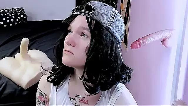 Fanny_next_door from StripChat is Freechat